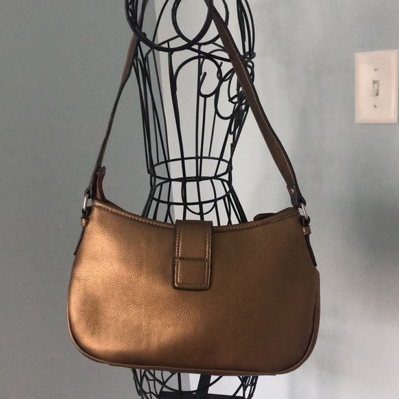 Gold Purse - Picture 3 of 4